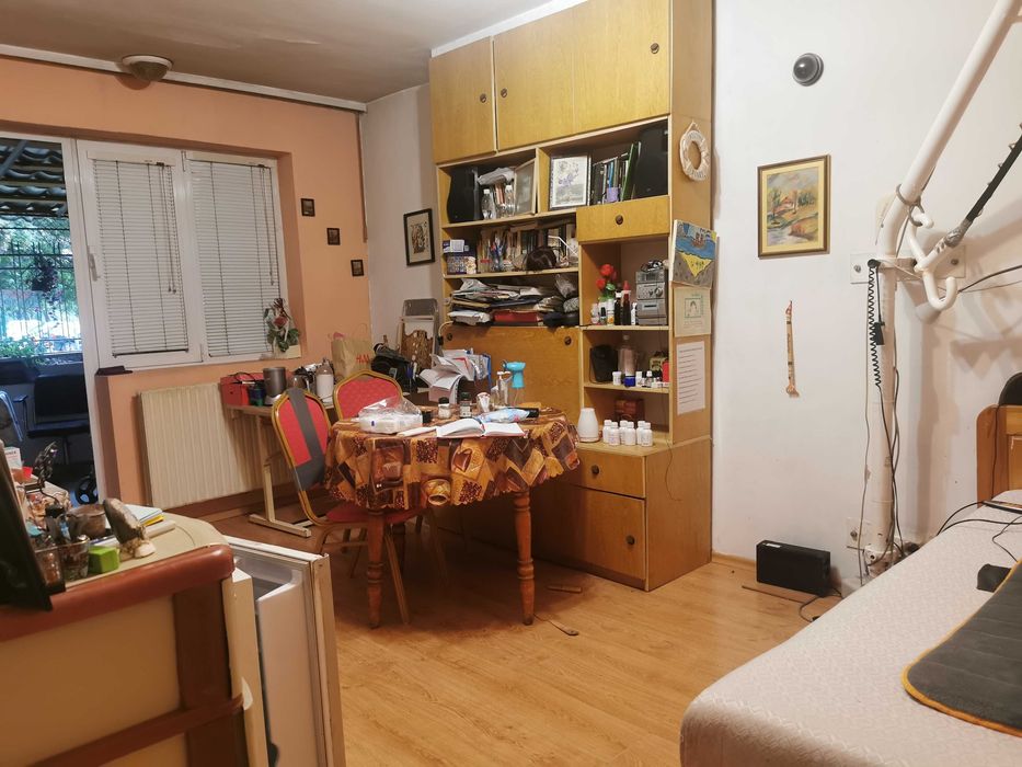 Продава се Двустаен апартамент в София, Белите брези - 68 кв.м за 2736 €/кв.м - Снимка #2