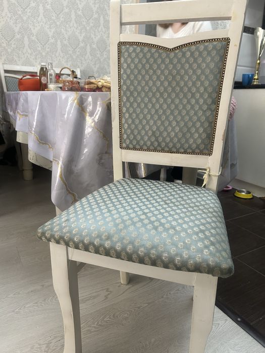 Продам стулья, каждый по 7 тыс