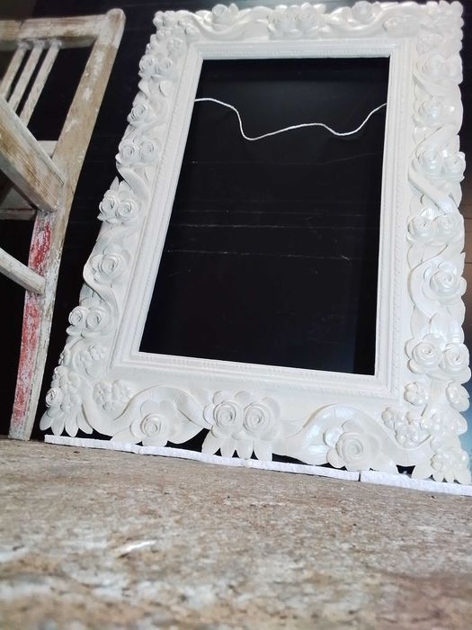 Rama cu trandafiri - 106cm / 71cm