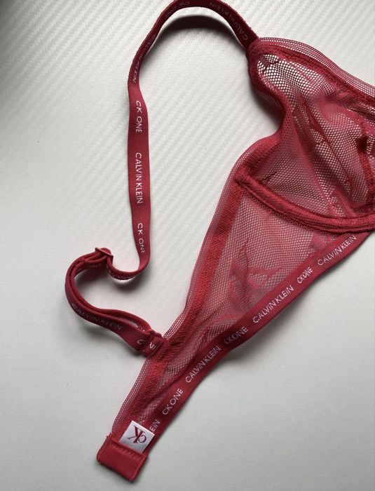 Сутиен Calvin Klein