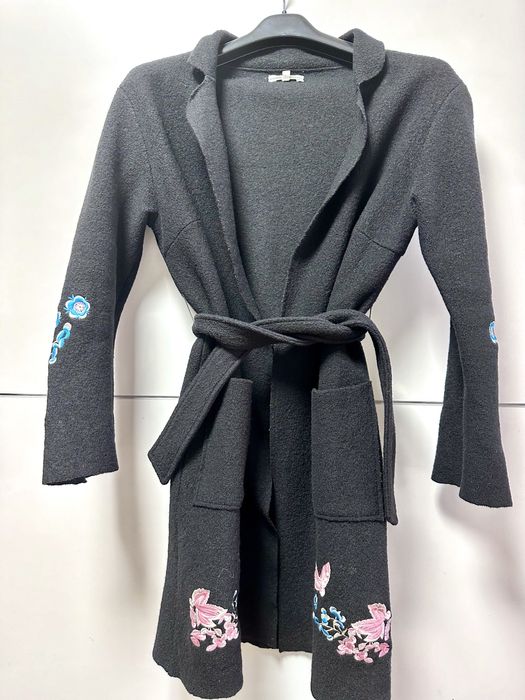 Дамско манто филц