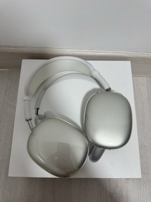 Airpods max silver