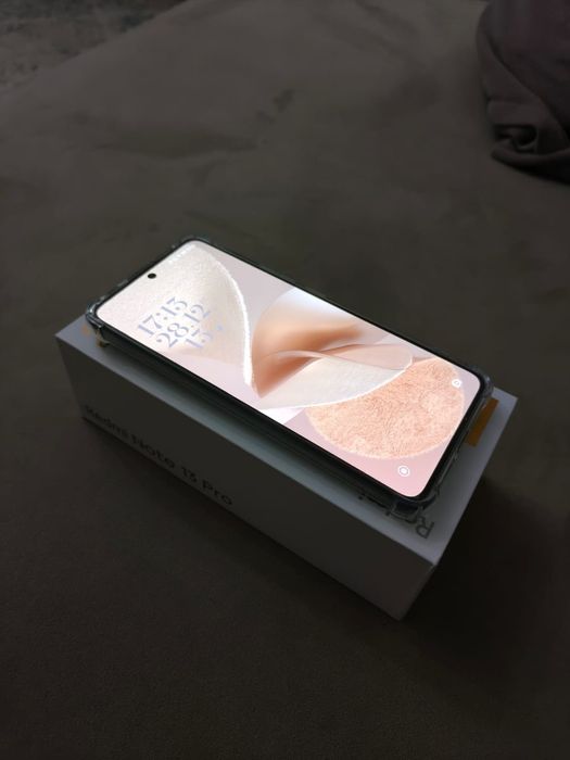 Продаю телефон Xiaomi Redmi 13 Note Pro