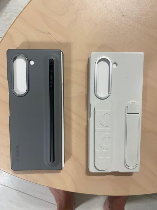 Продам оригинальные чехлы на samsung z fold 6