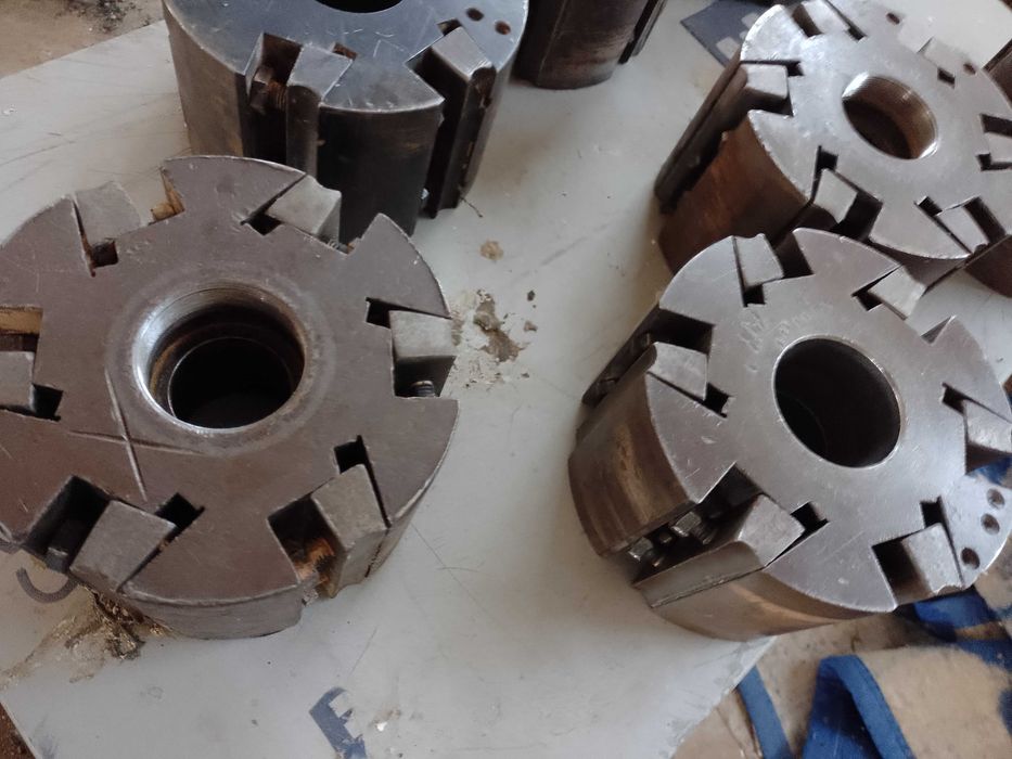 Freze de lemn și capuri de rindeluit