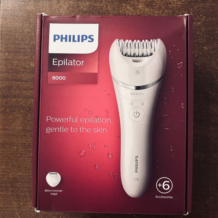 Epilator Philips Seria 8000 Wet & Dry + 6 accesorii