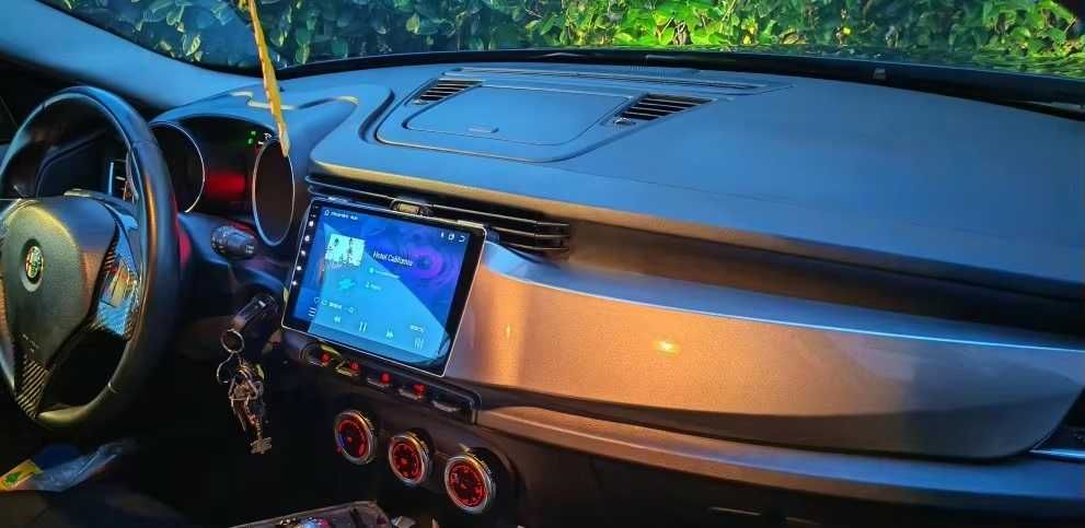 Мултимедия 9″ за Alfa Romeo Giulietta 940 Android 13 CARPLAY