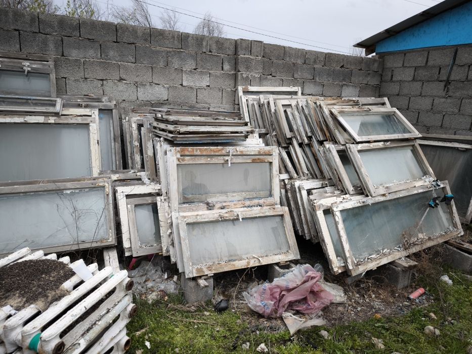 Пластиковые и Деревянные окна б.у