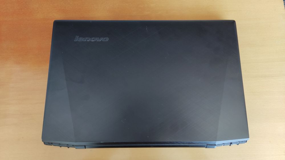 Игровой ноутбук Lenovo