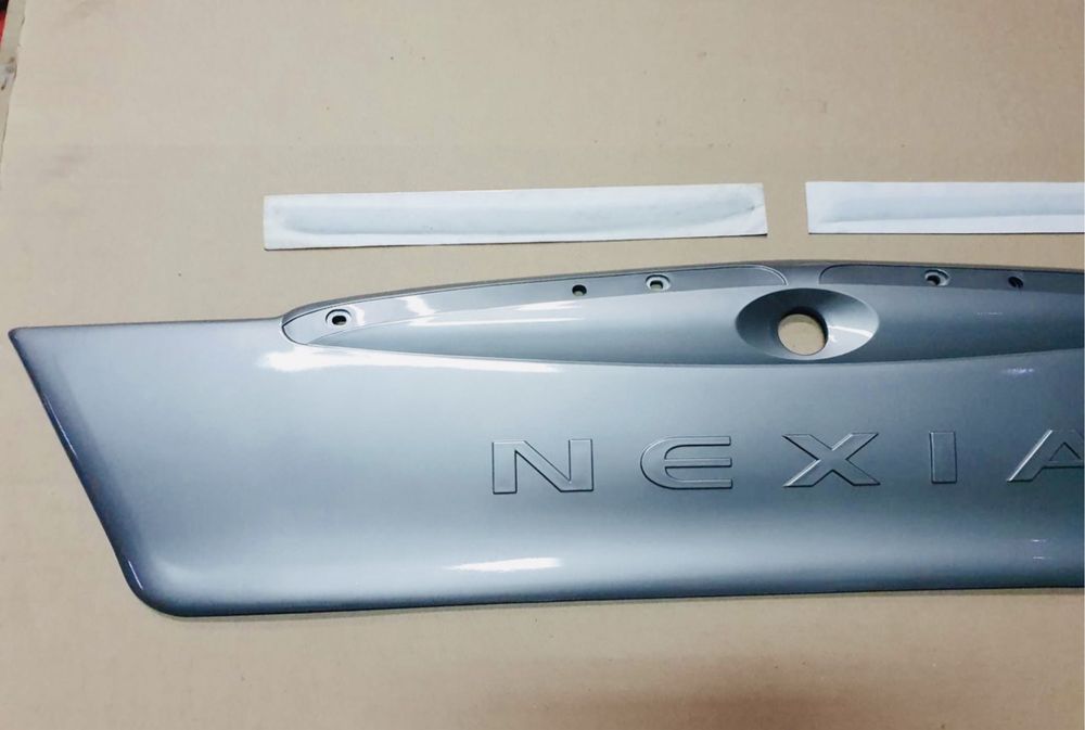 Продам оригинальную заднюю панель багажника Daewoo Nexia