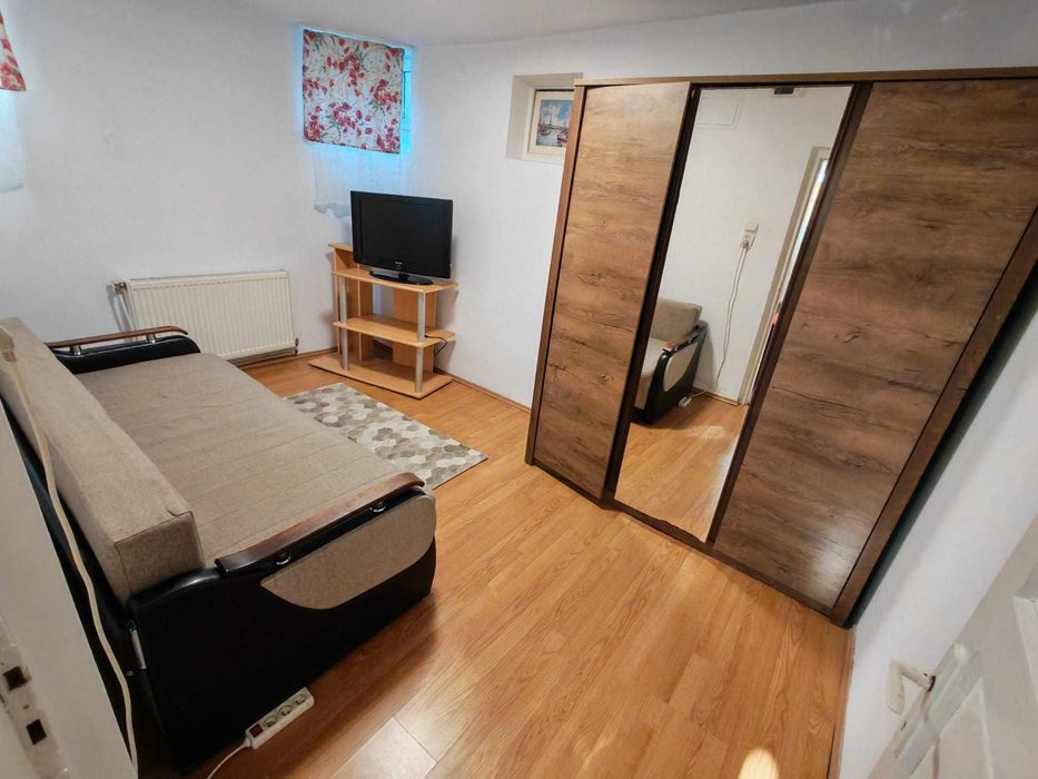 Inchiriez apartament 2 camere