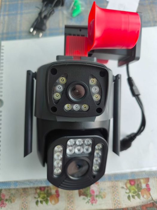 Camera supraveghere IP wifi dubla