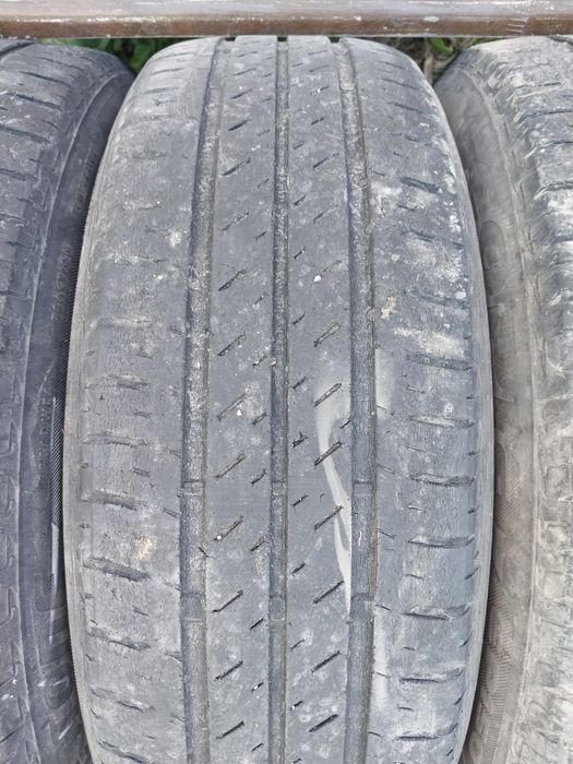 4 шины Bridgestone 185 65 R15.