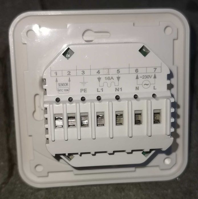 controler incalzire in pardoseala electrica
