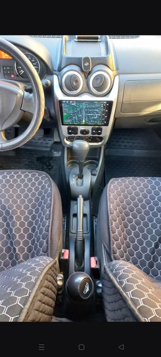 Продается машина Reno