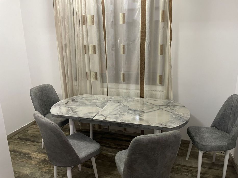 Apartament de inchiriere | bloc nou | central | loc de parcare propriu