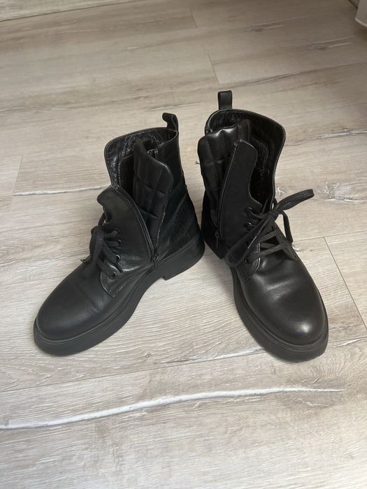 Продавам кожени обувки