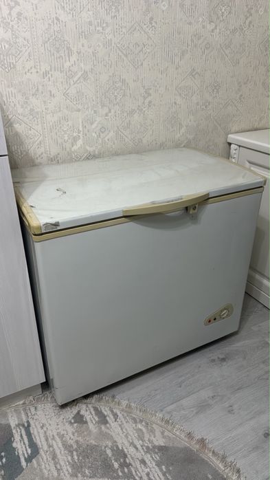 Продам Морозильник и доховку