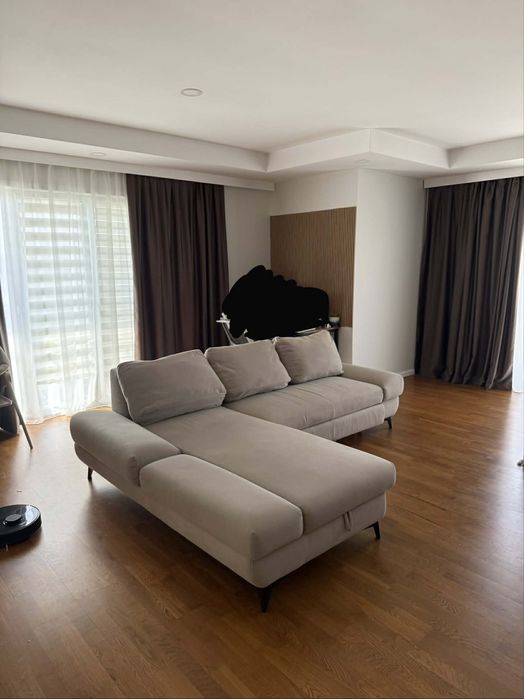Canapea coltar extensibila cu loc de depozitare
