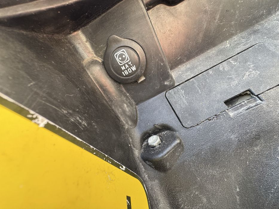 Пиаджо Пиаджио Бевърли скутер(номера,талони,застраховка,преглед)