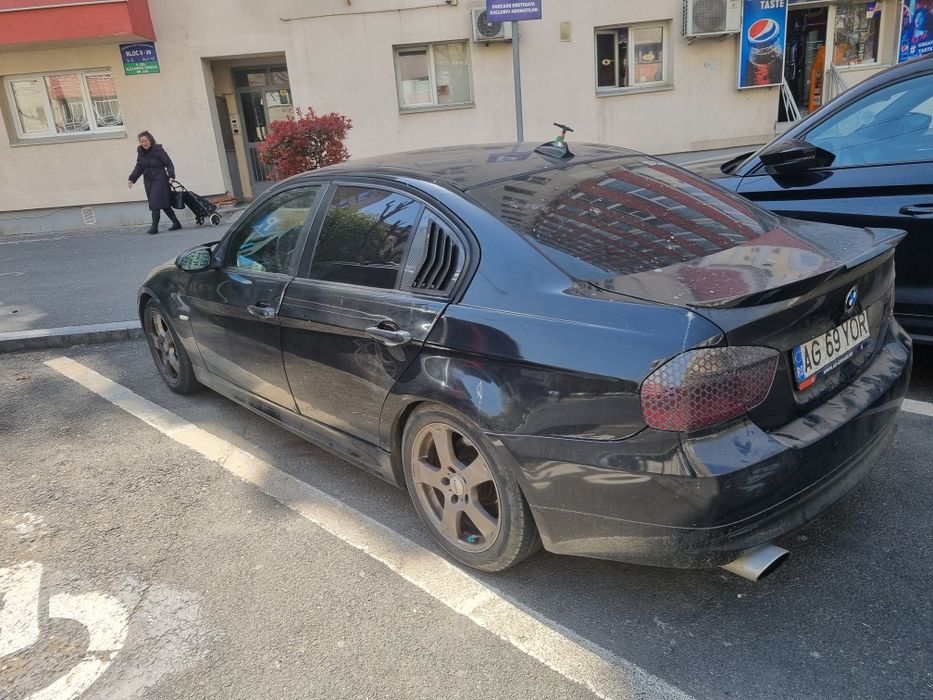 BMW E90 318D 2007