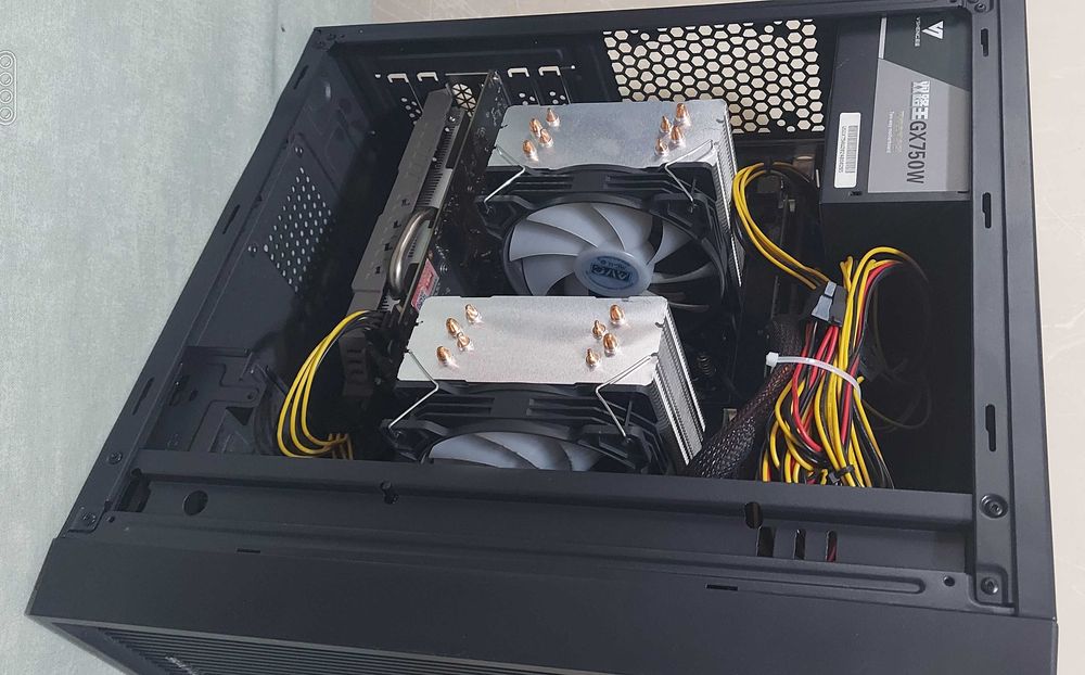 Продается серверный игровой системный блок.