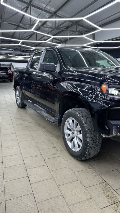 Продам Chevrolet Silverado