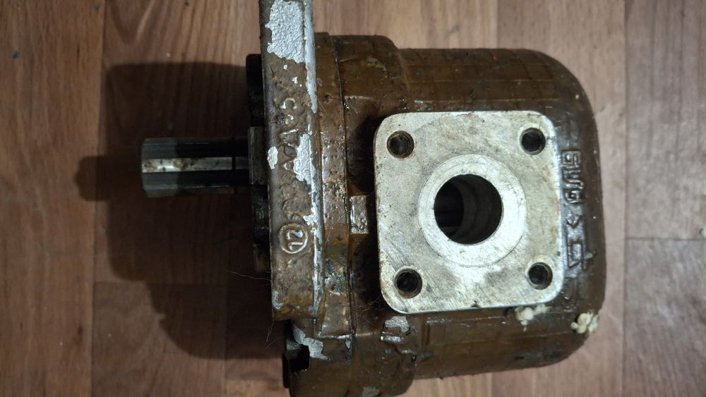 Масляный  насос нш-32у