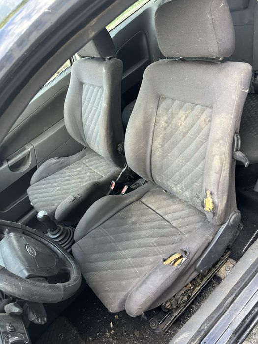 Ford Fiesta mk5 2/3 1.4Hdi Форд Фиеста 1.4 Хди на-части!