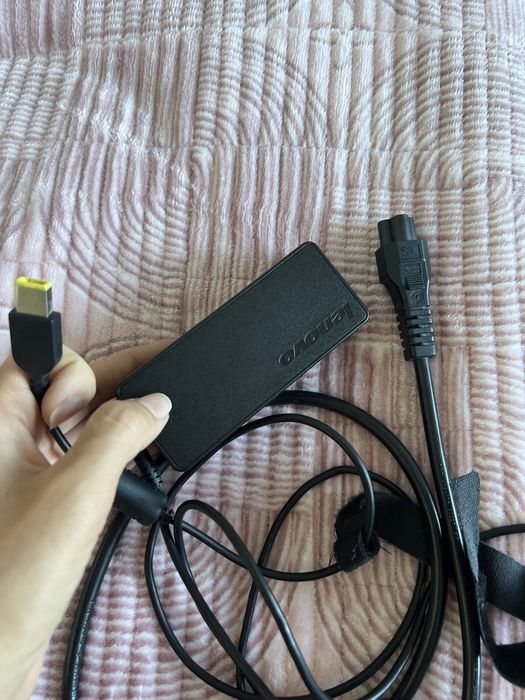 Зарядка на ноутбук lenovo
