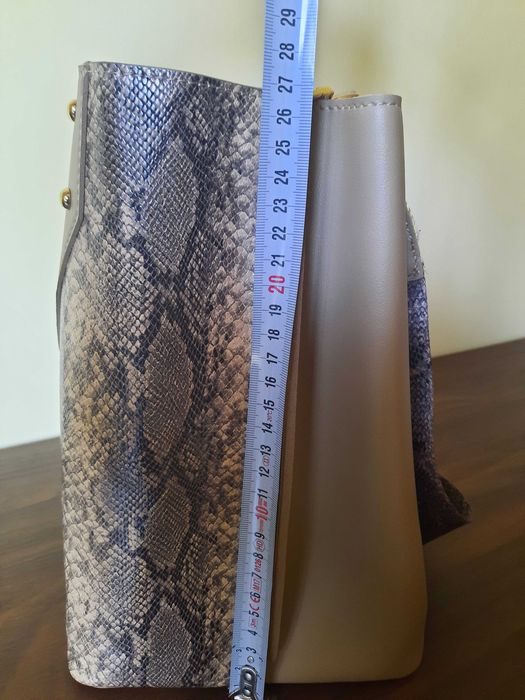 Сет от нови  дамски чанти