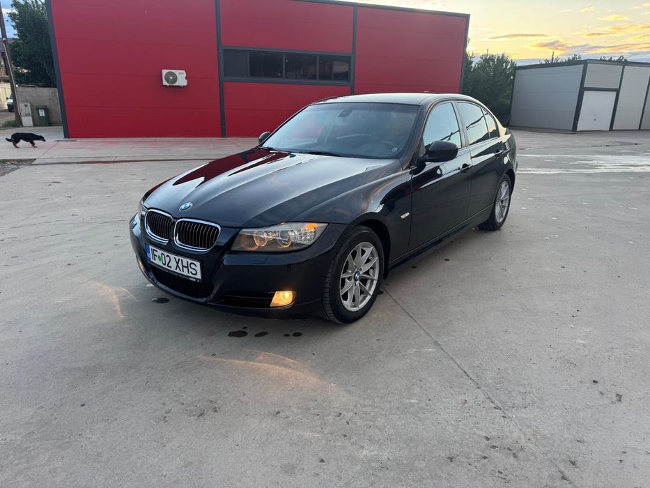 VÂND BMV 320D  / 2011 184cp