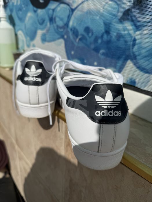 Adidas Superstar