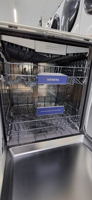 Masina de vase Semiincorporabila siemens Iq300 import GERMANIA LD125