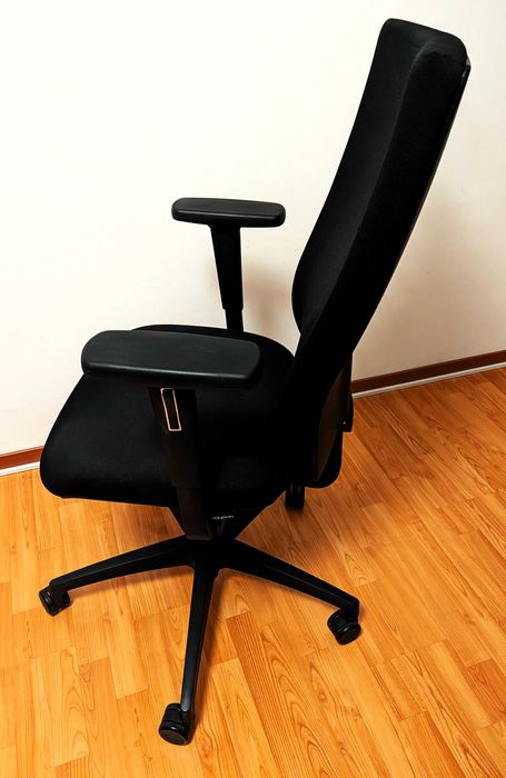 Scaun Ergonomic Profesional Dauphin - Cal. Steelcase