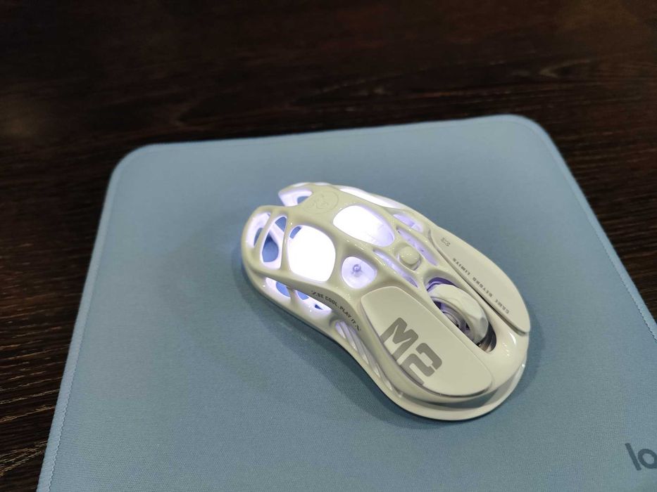 Продам мышку GravaStar Mercury M2 White