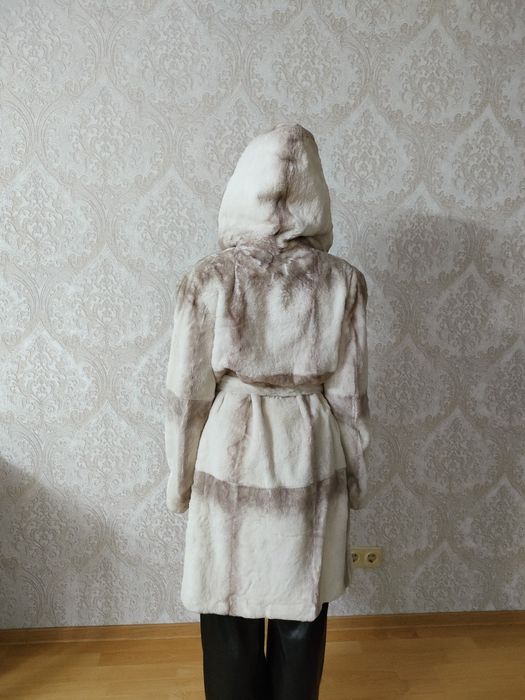 Шуба женская бобер норка.