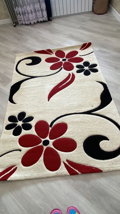 Ковер в хорошем состояний