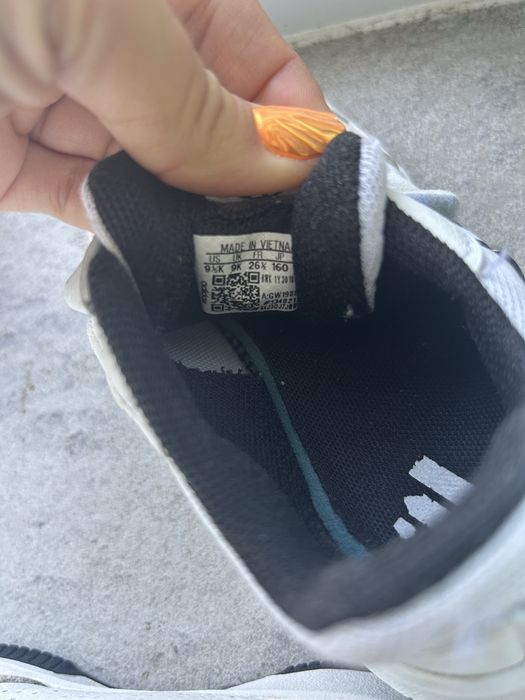 Adidas , 26,5номер