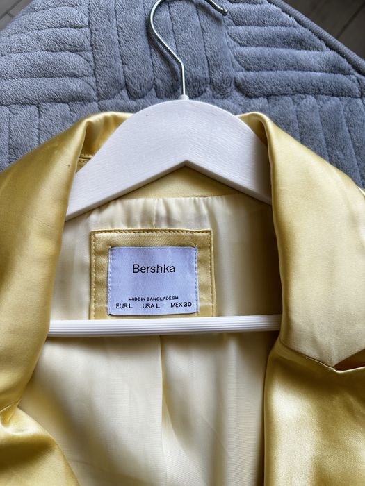 Пиджак  bershka размер L