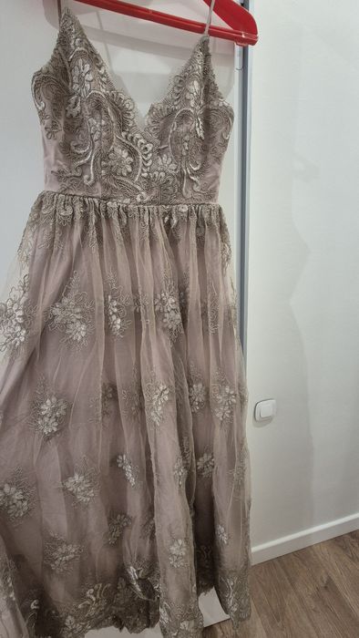 Продам платья s/m