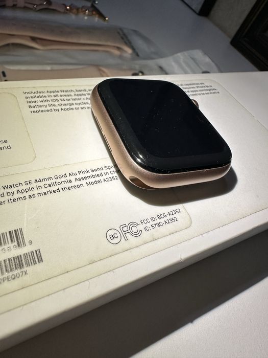 Apple Watch SE 44 mm