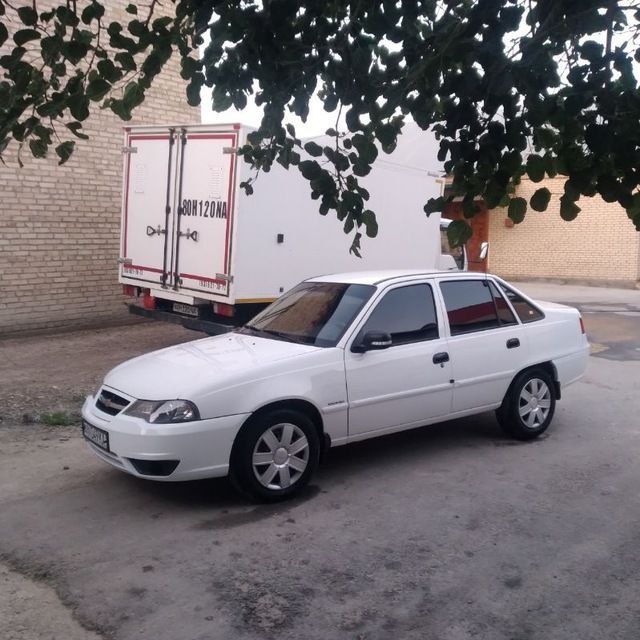 Nexia 2 lux kansaner