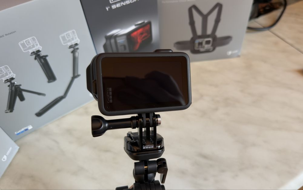 GoPro MISSION 1 PRO 8K60 50MP 1” + Grip + 3-Way 2.0 + 2x Chesty
