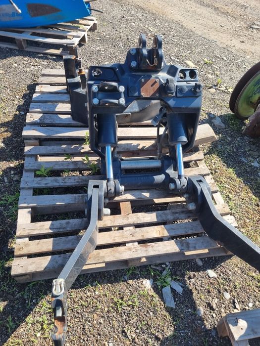 Tiranti frontali Deutz Fahr Agroton 6215