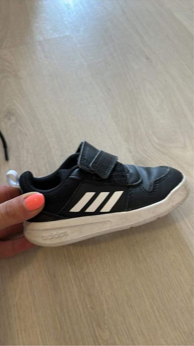 Адидас обувки 23размер