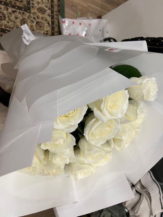 Букет из белых роз