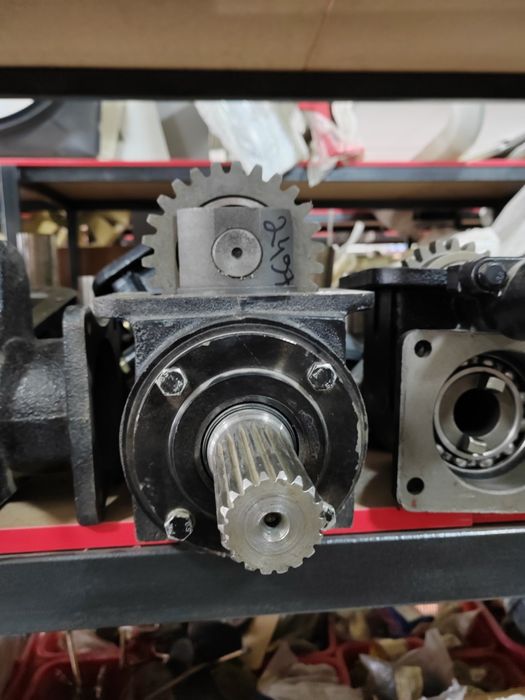 Раздатка для грузовой техники автокран Ивановец