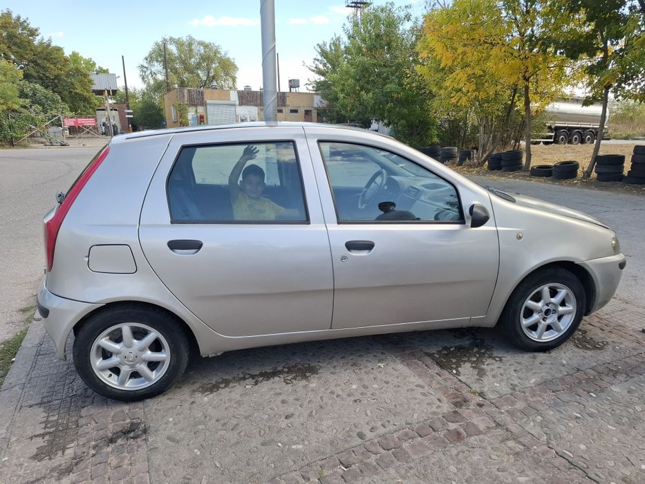 Fiat punto 2001  седан