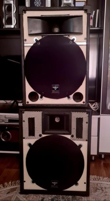 Музыкальная аппаратура